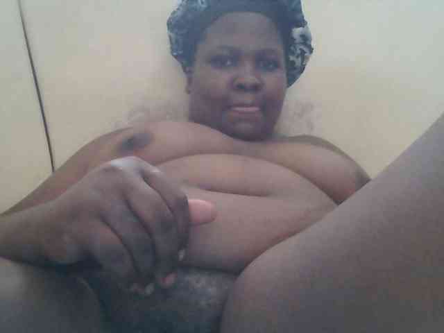 Sexymummy webcam