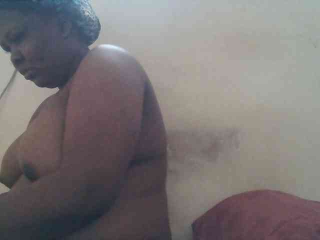 Sexymummy webcam