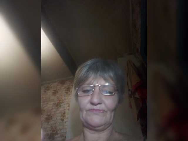 NikaGold45's BongaCams show and profile