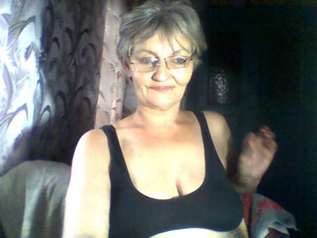 NikaGold45's BongaCams show and profile