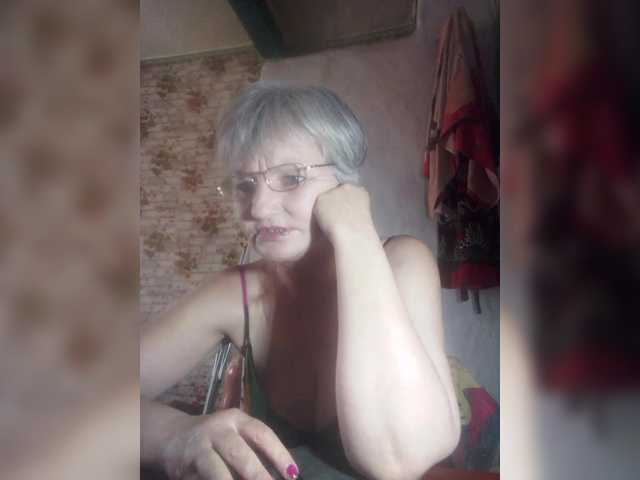 NikaGold45's BongaCams show and profile