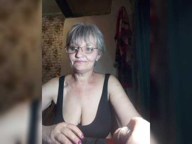 NikaGold45's BongaCams show and profile