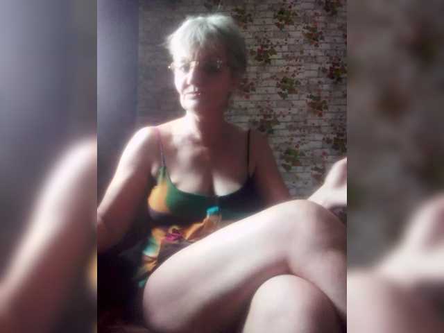 NikaGold45's BongaCams show and profile