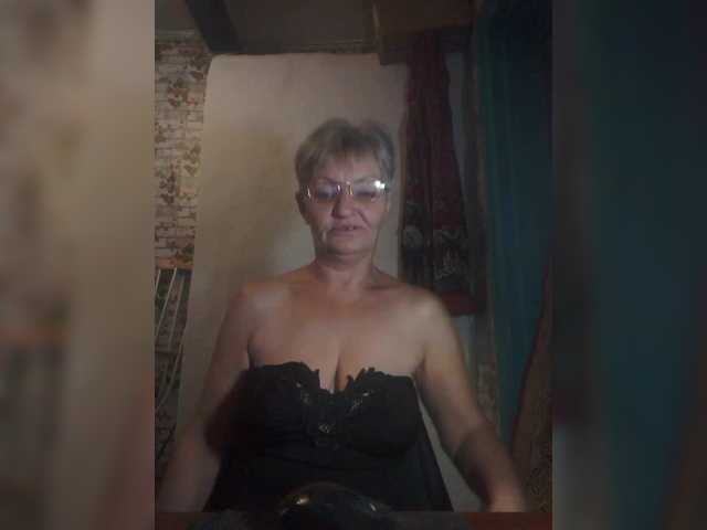 NikaGold45's BongaCams show and profile