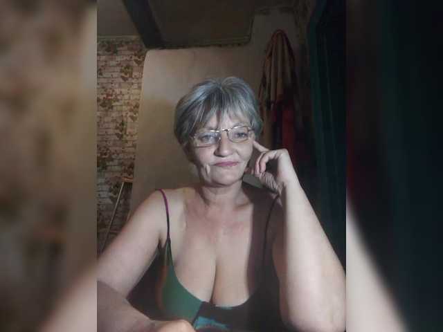NikaGold45's BongaCams show and profile