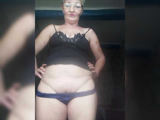 NikaGold45's BongaCams show and profile