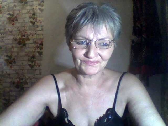 NikaGold45's BongaCams show and profile