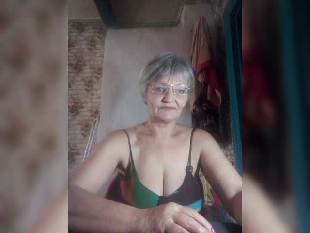 NikaGold45's BongaCams show and profile