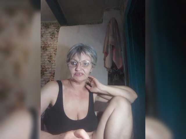 NikaGold45's BongaCams show and profile