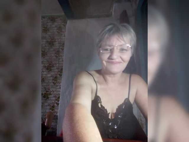NikaGold45's BongaCams show and profile
