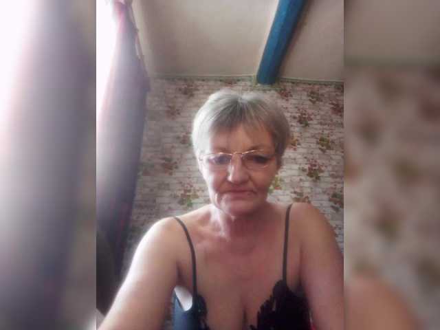 NikaGold45's BongaCams show and profile