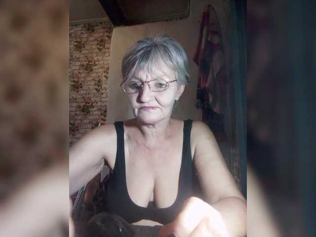 NikaGold45's BongaCams show and profile