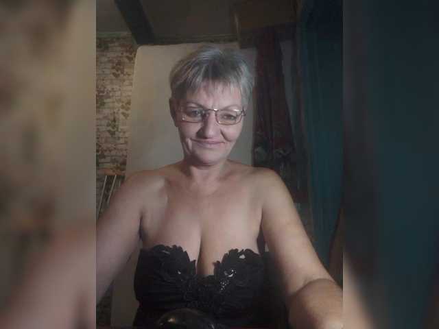 NikaGold45's BongaCams show and profile