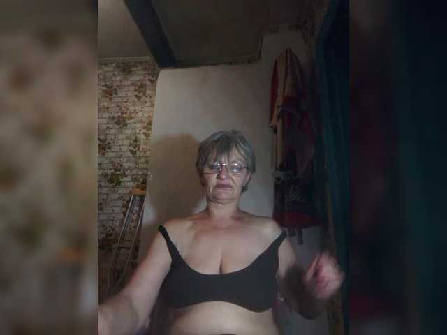 NikaGold45's BongaCams show and profile