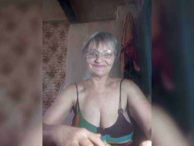 NikaGold45's BongaCams show and profile