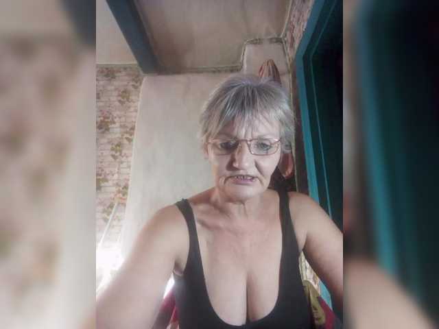 NikaGold45's BongaCams show and profile