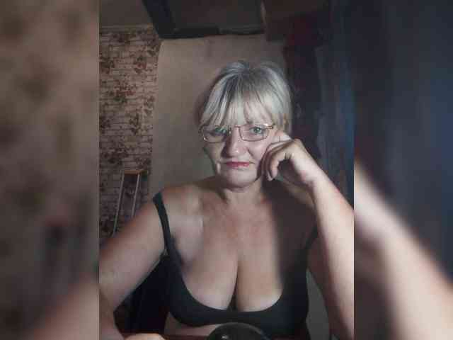 NikaGold45 webcam
