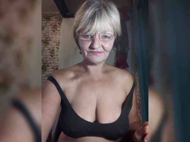 NikaGold45 webcam