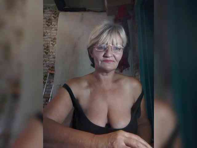 NikaGold45 webcam