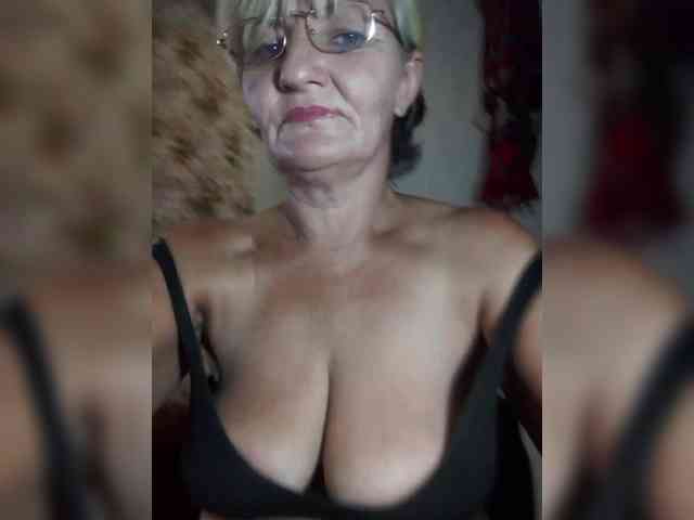 NikaGold45 webcam