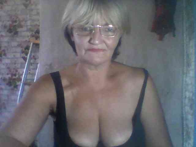 NikaGold45 webcam