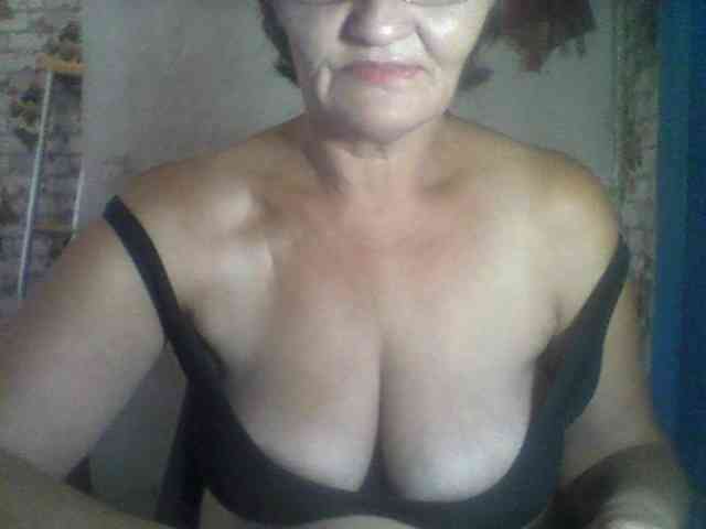NikaGold45 webcam
