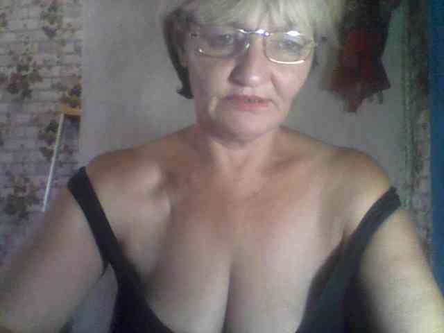 NikaGold45 webcam
