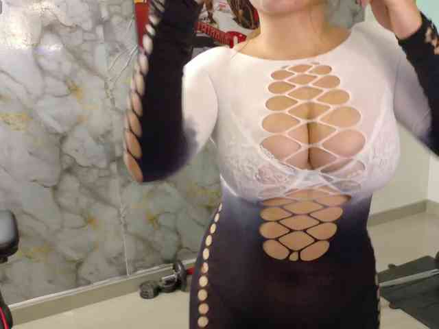 SAMYTATTU21 webcam