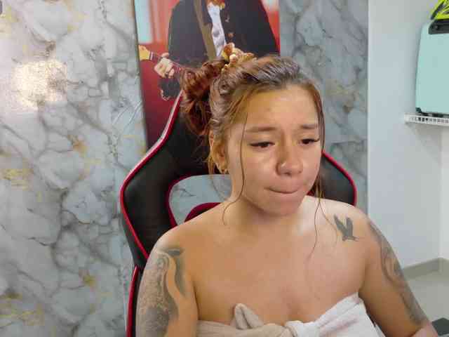 SAMYTATTU21 webcam