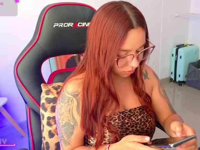 SAMYTATTU21 webcam