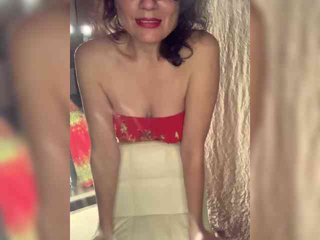 1INNA's webcam live show