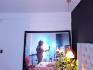 Tammy-Vega Porn Show
