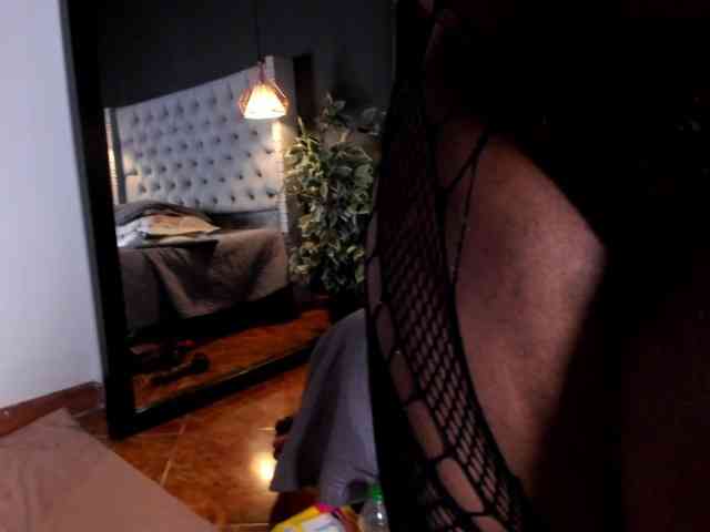 Tammy-Vega webcam