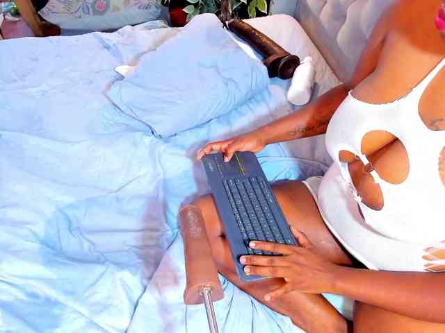 Tammy-Vega webcam