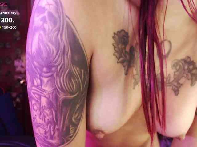 Demon-sofy-1 Demon-sofy-1