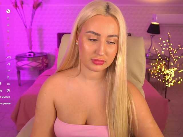 ViolaMe's BongaCams show and profile