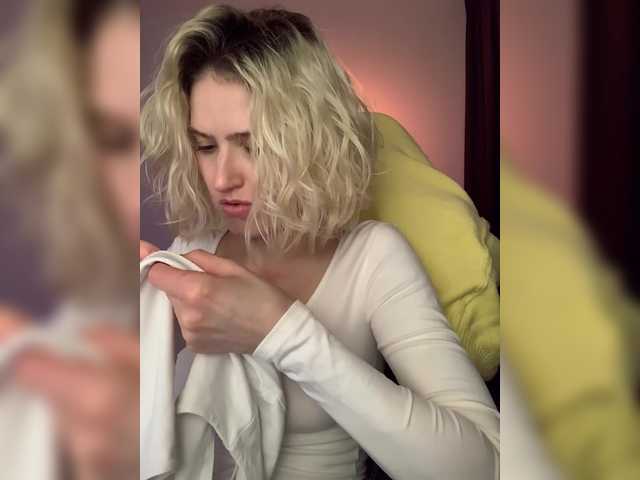 Asya-baby's BongaCams show and profile