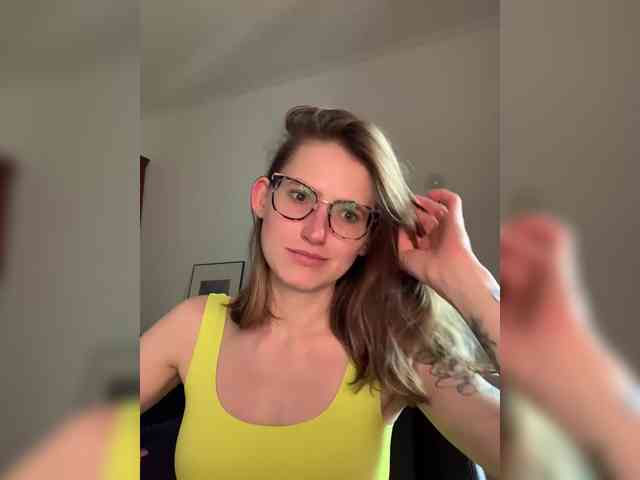 Asya_ webcam