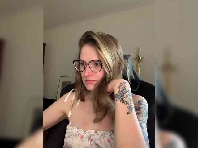 Asya_ webcam