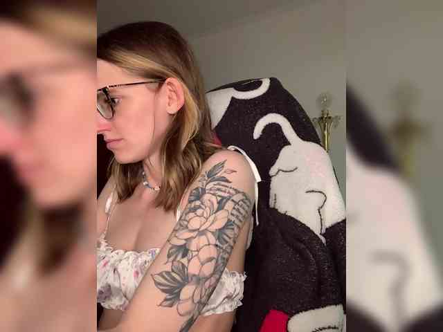 Asya_ webcam