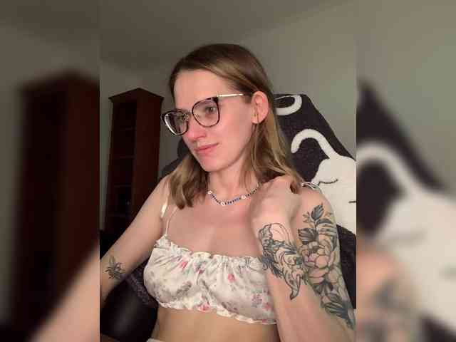 Asya_ webcam