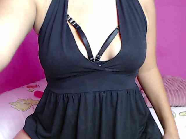 ChristinaVega webcam