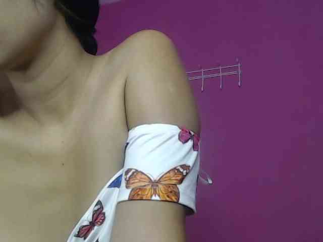 ChristinaVega webcam