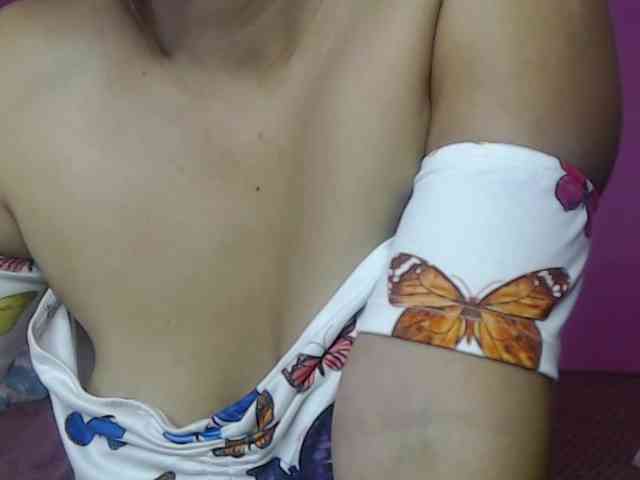 ChristinaVega webcam