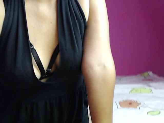 ChristinaVega webcam