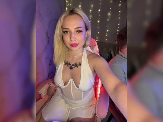 go to chat with Kristallik-1