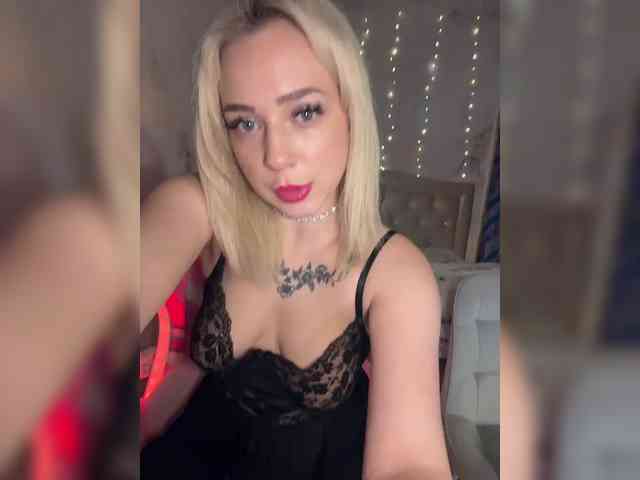 striptease cam Kristallik-1
