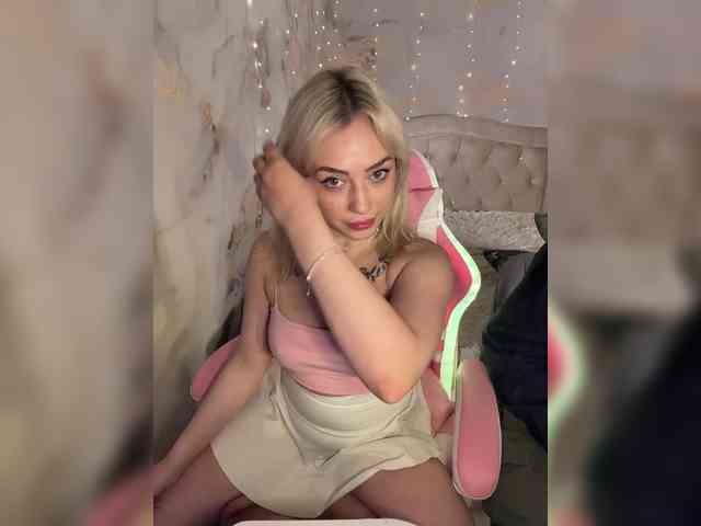 adult chatting Kristallik-1