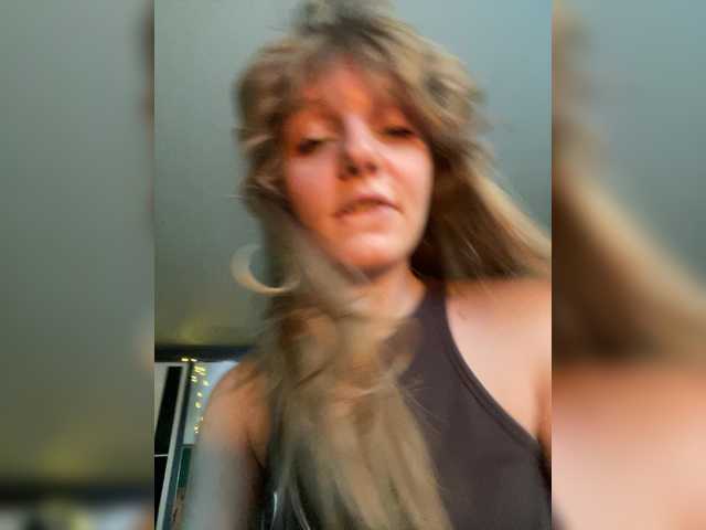 CatinMilkland's BongaCams show and profile