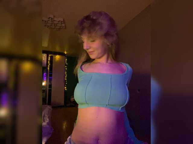 CatinMilkland's BongaCams show and profile